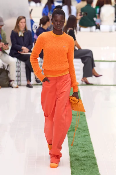 Look 22